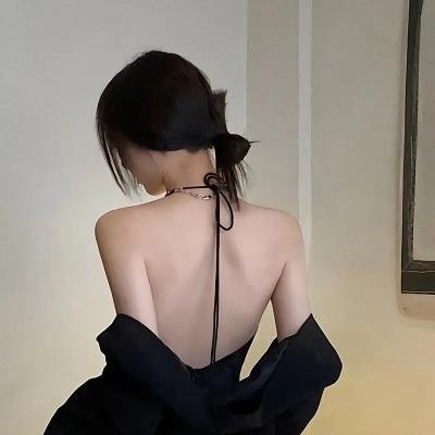 勾魂女郎