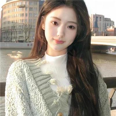 不再托腮遐思
